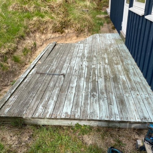 Førbillede af træterrasse i Nordjylland